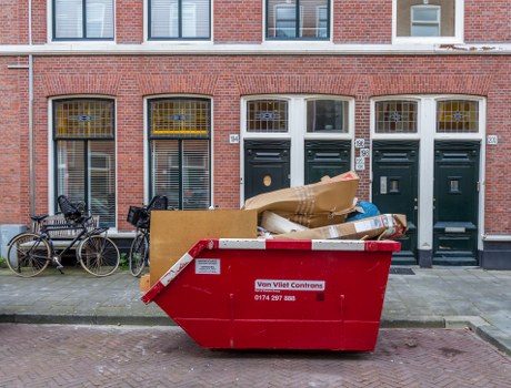 Kensington skip hire service in action